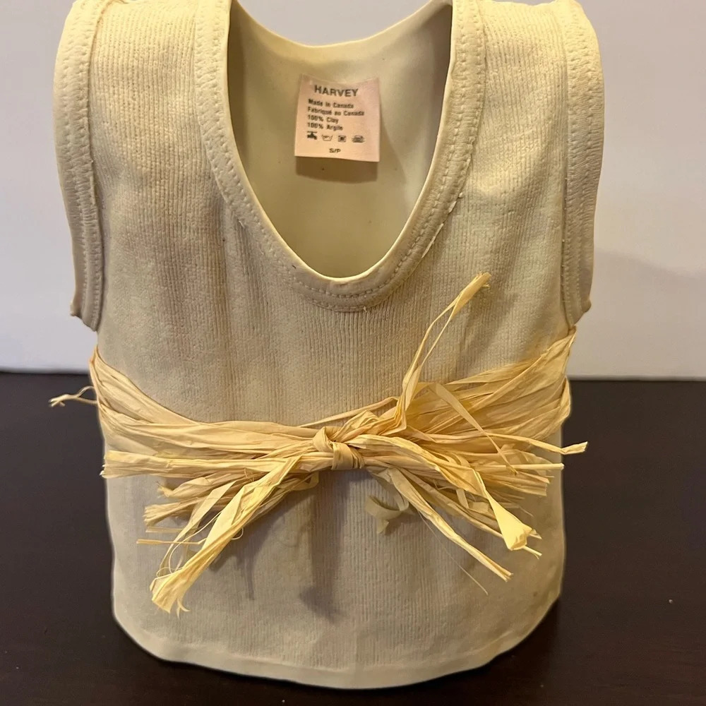 Vintage Michael Harvey tank top Pop Art Collectable Clay Vase - Picture 2 of 13